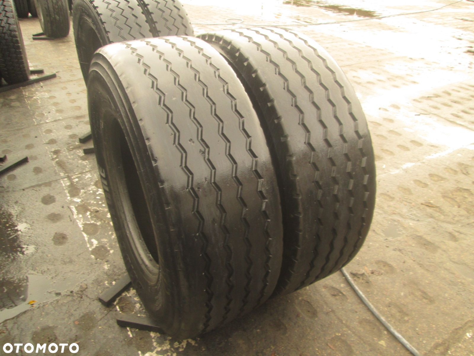 Opony 385/65R 22.5 Bieżnikowana Wzór Bridgestone R168. Opony ciężarowe - 3