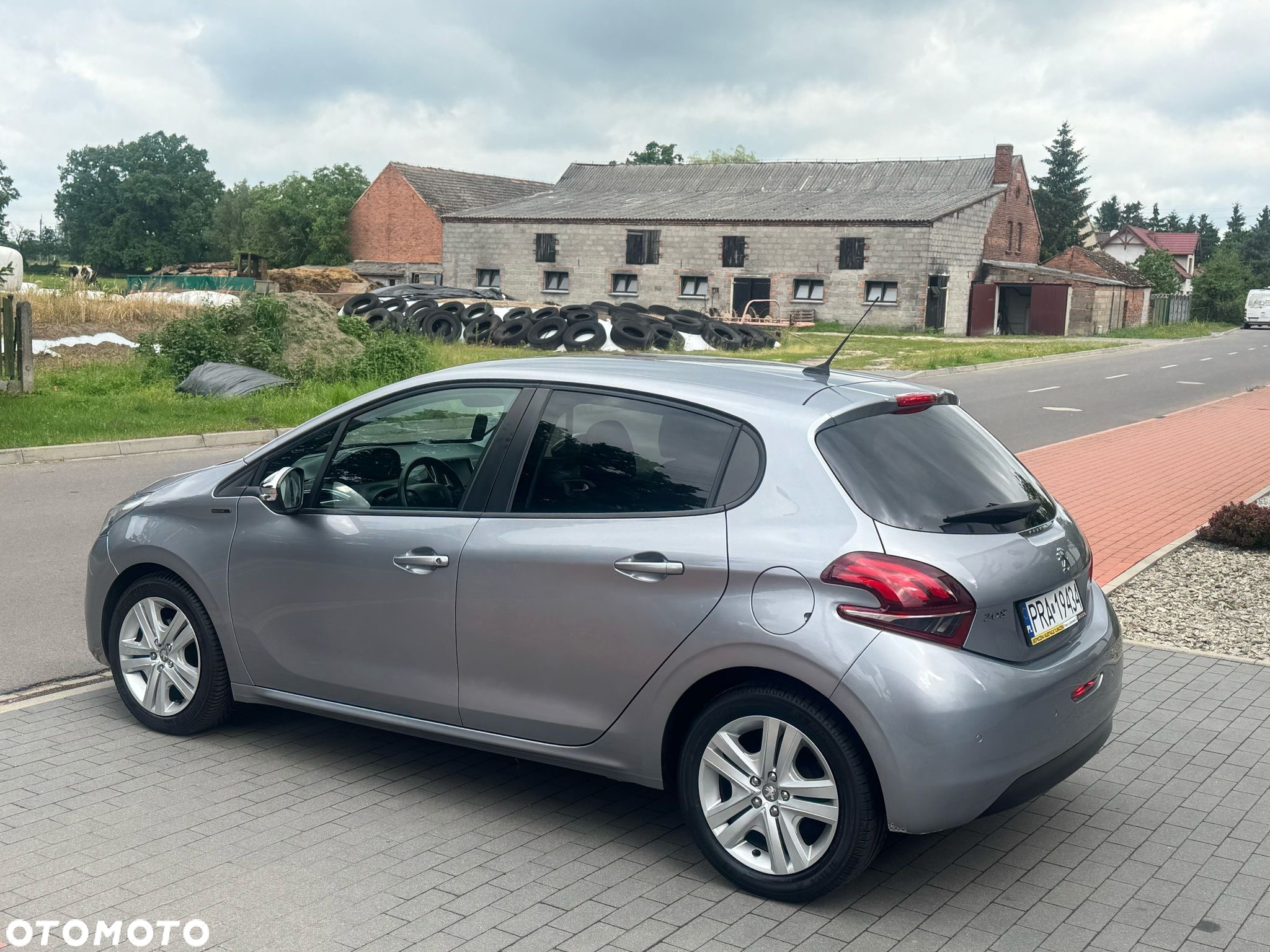 Peugeot 208 PureTech 82 Stop & Start Signature - 9