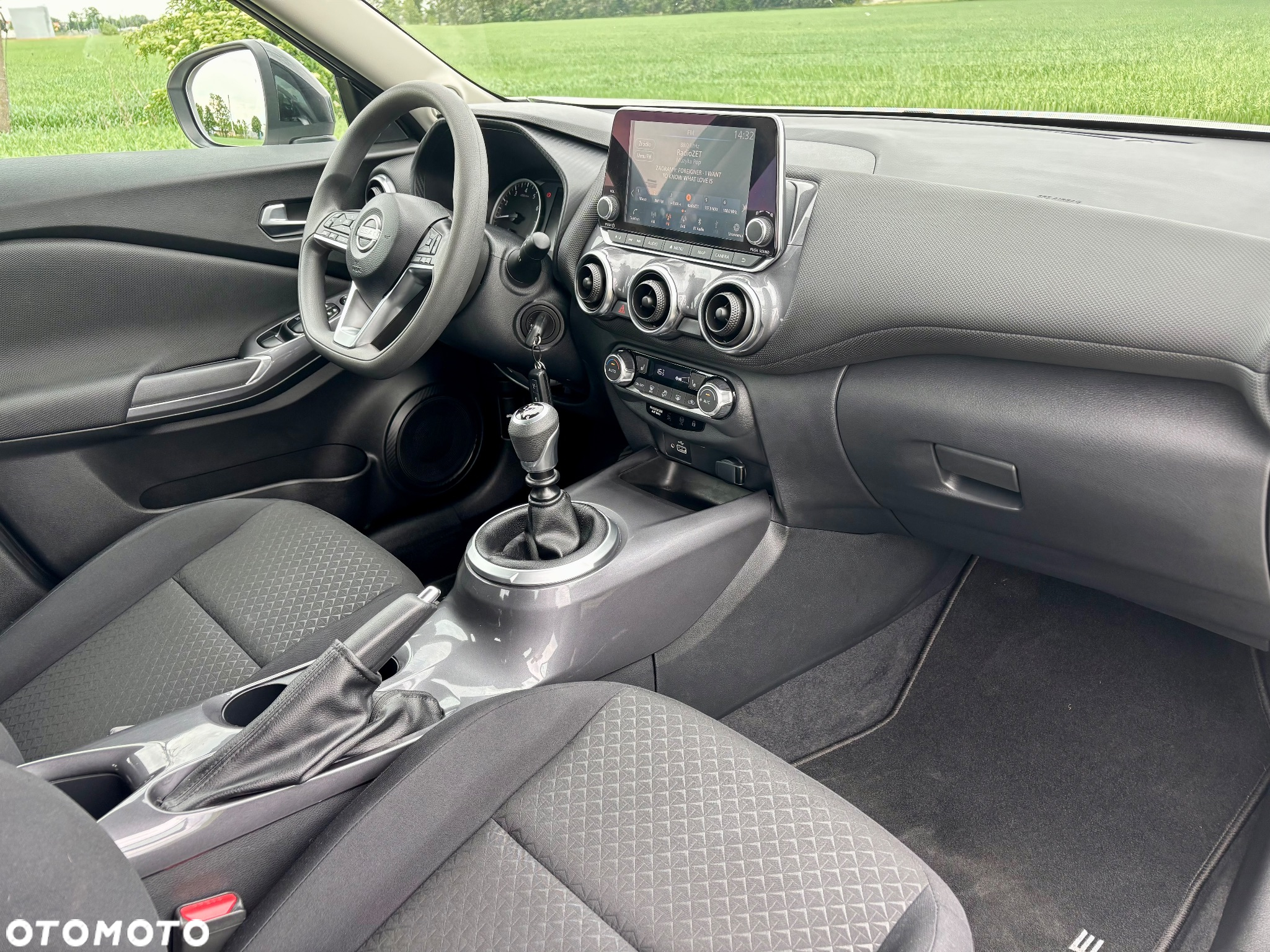 Nissan Juke 1.0 DIG-T Tekna - 6