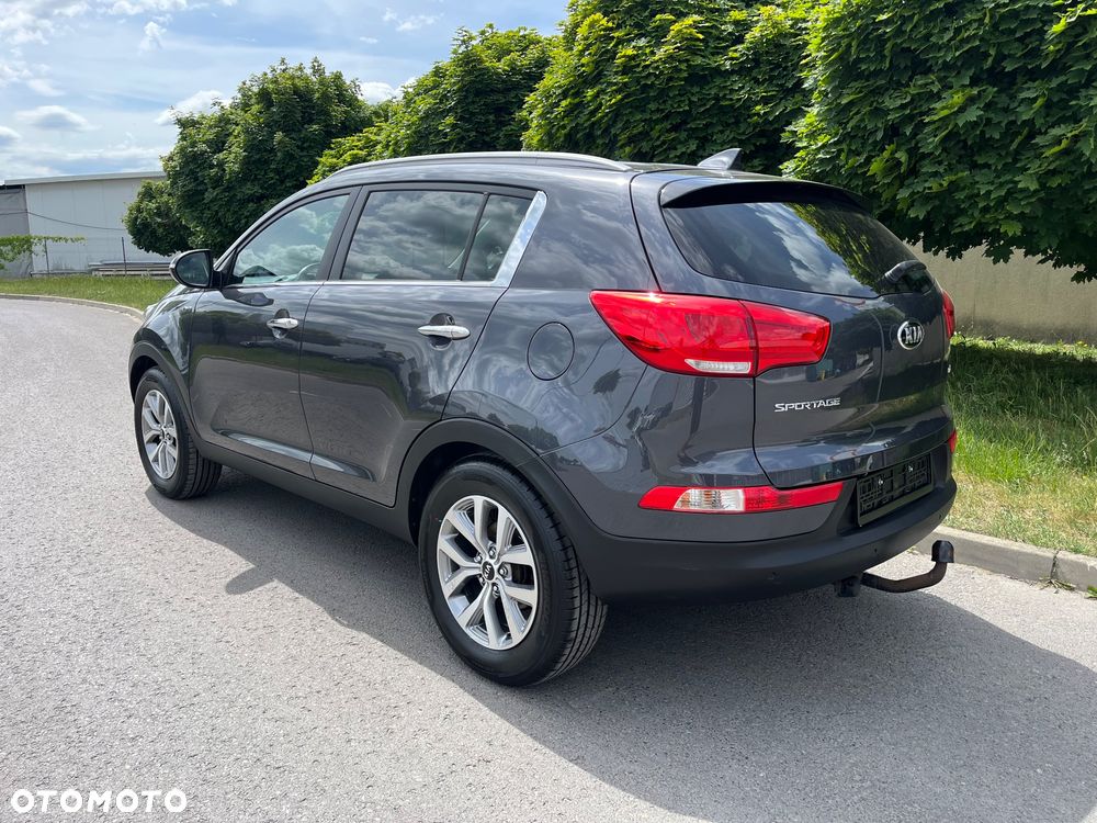 Kia Sportage 2.0 CRDI M AWD - 4