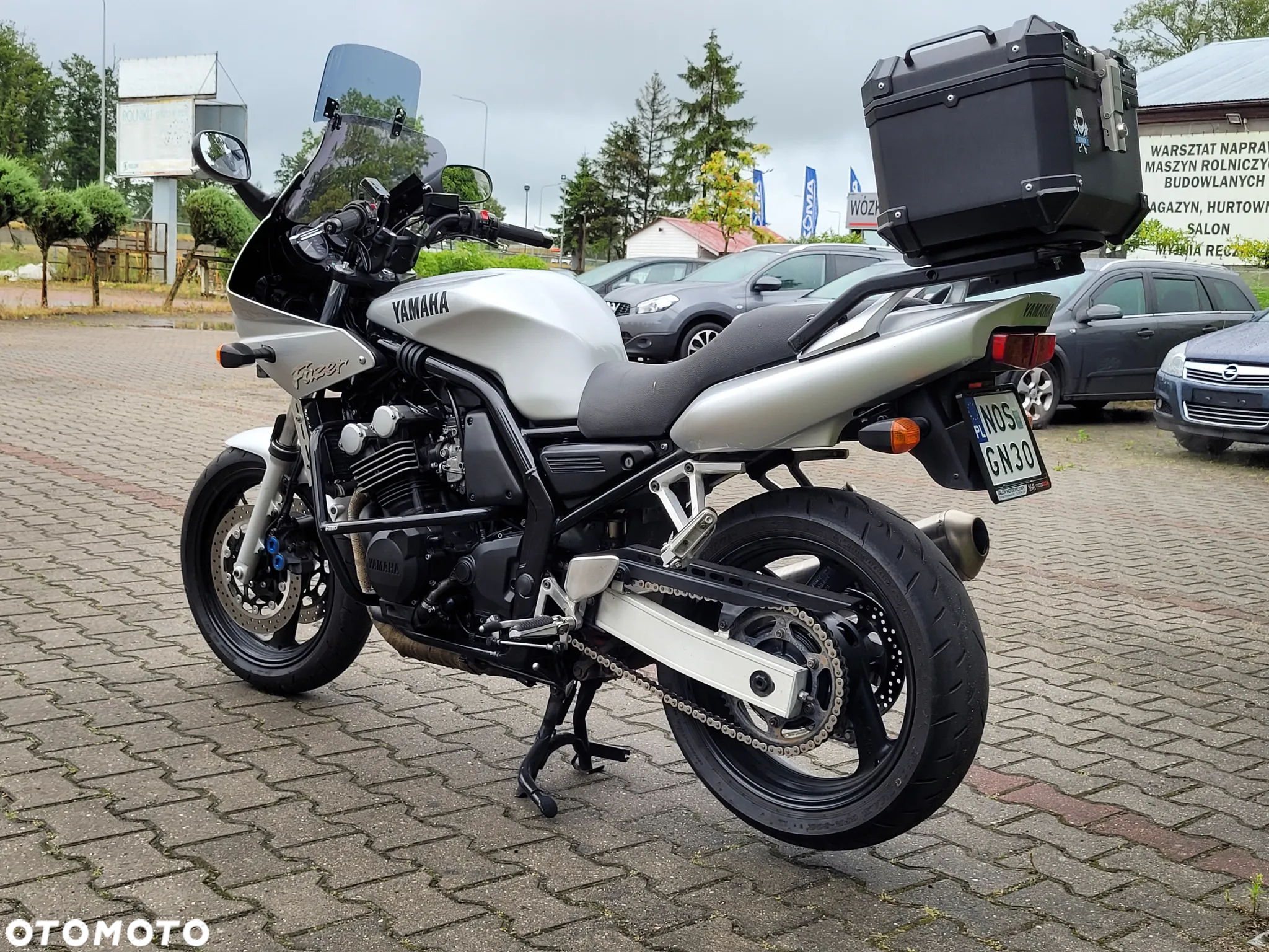 Yamaha FZS - 5