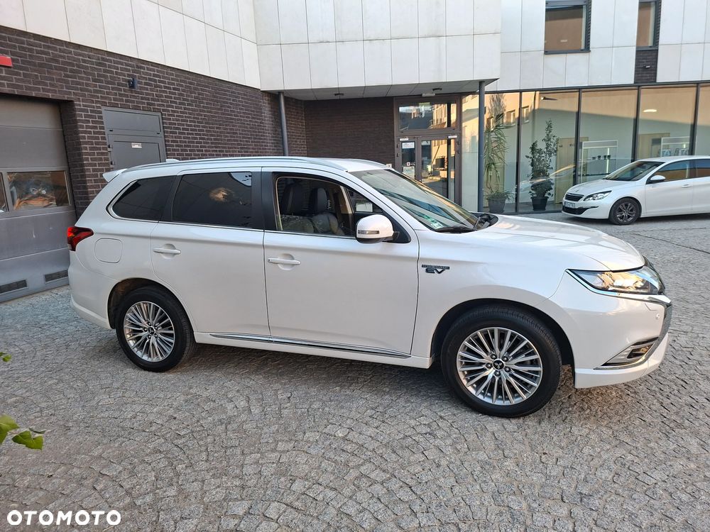 Mitsubishi Outlander Intense - 5