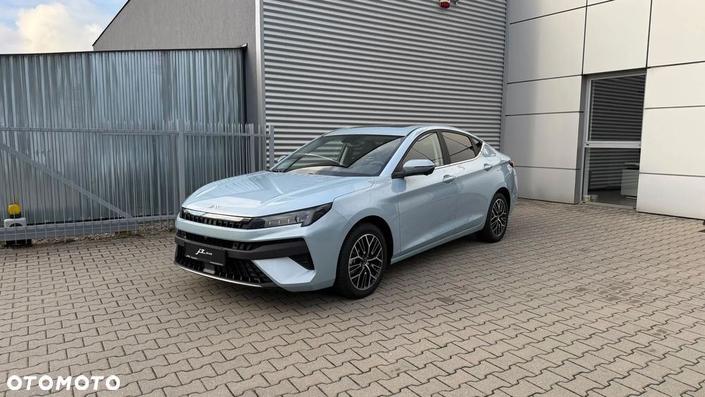 JAC J7 Plus CVT - 2