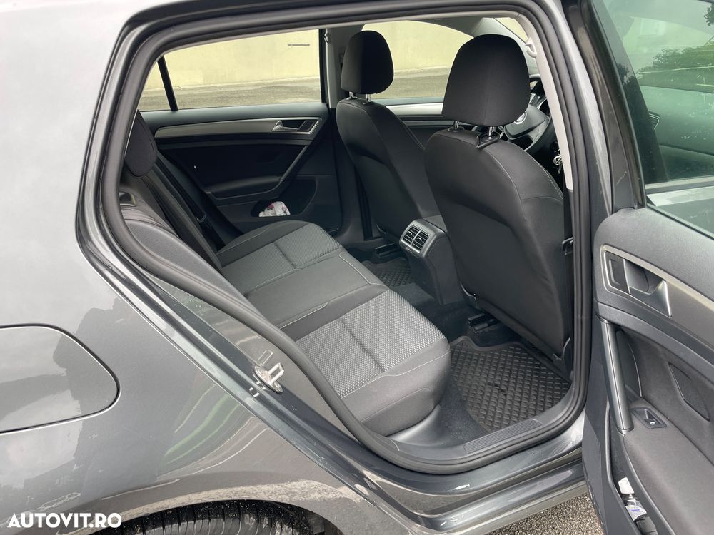 Volkswagen Golf - 7