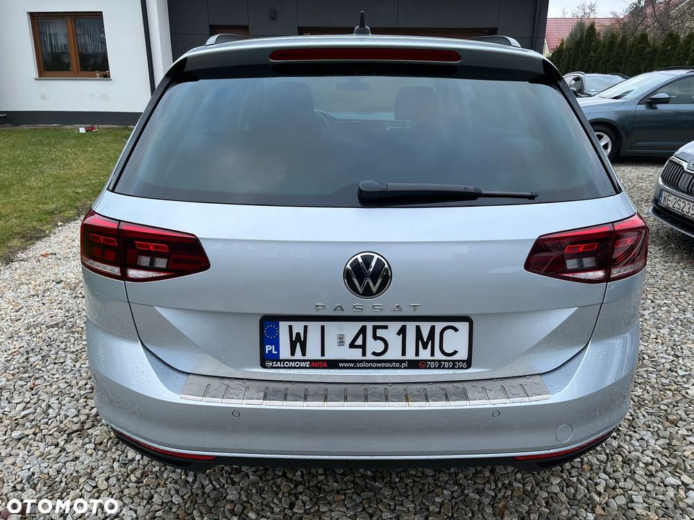 Volkswagen Passat - 18