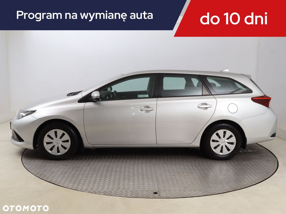 Toyota Auris - 4