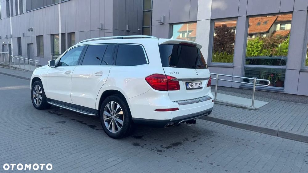 Mercedes-Benz GL 500 4Matic (BlueEFFICIENCY) 7G-TRONIC - 30