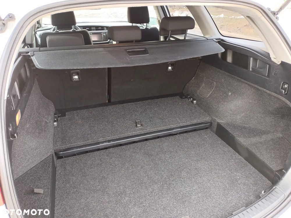Toyota Auris - 12