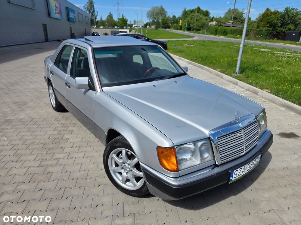 Mercedes-Benz W124 (1984-1993) - 34