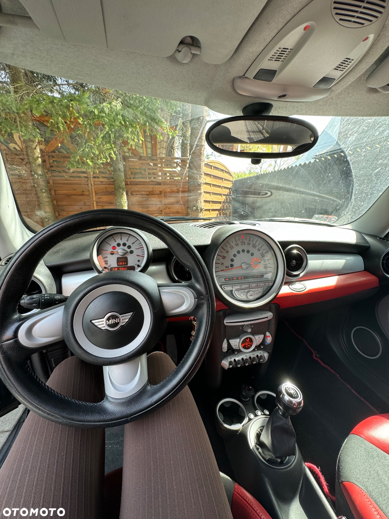 MINI ONE Standard - 8