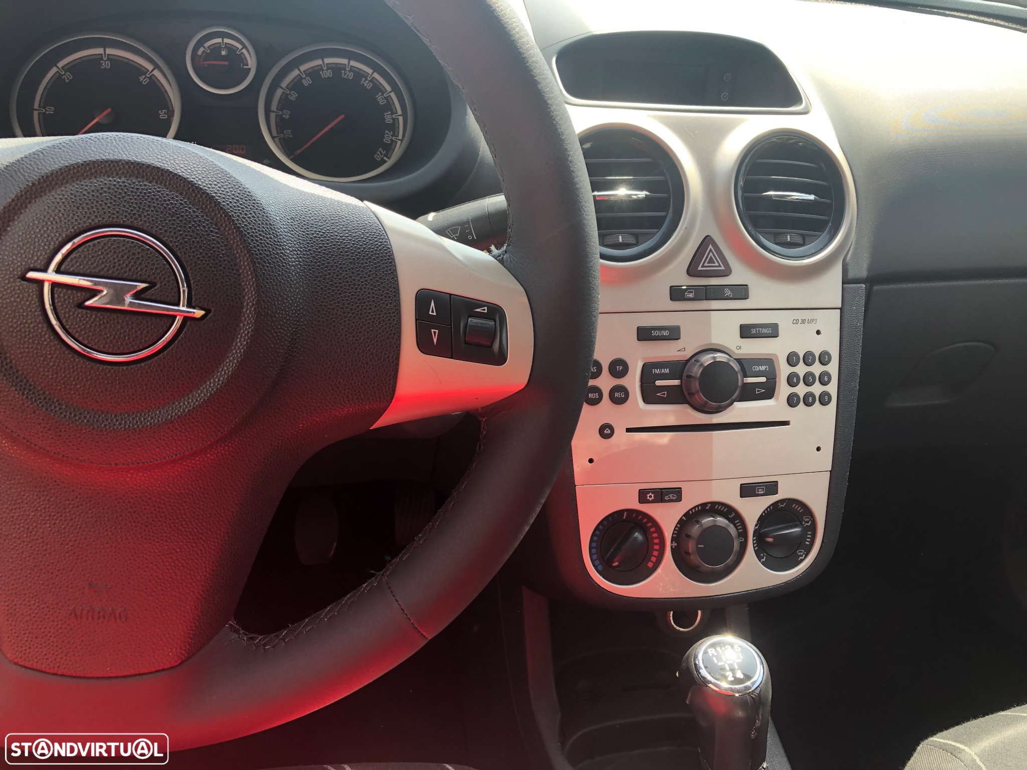 Opel Corsa 1.3 CDTi Enjoy EcoFLEX - 6