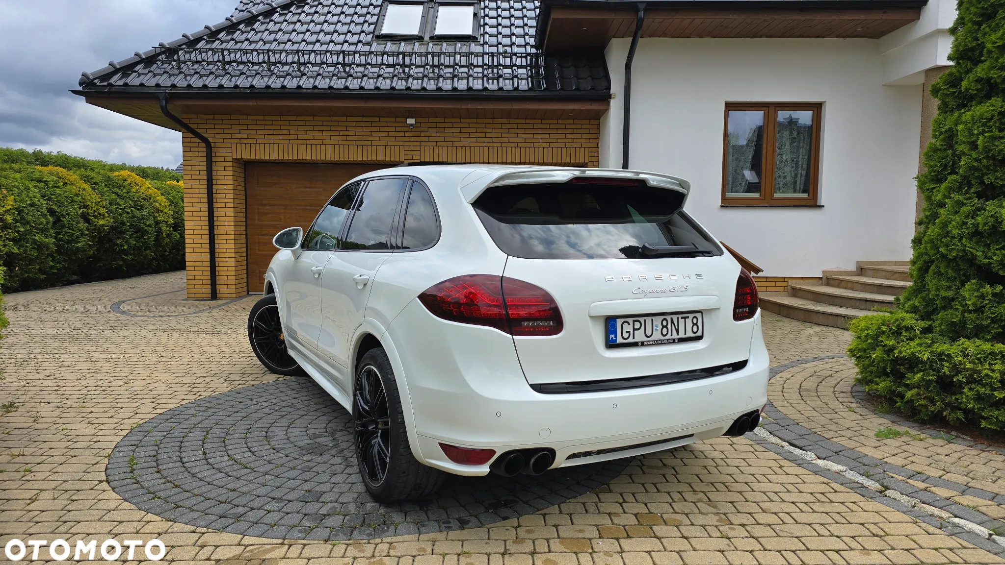 Porsche Cayenne GTS - 17