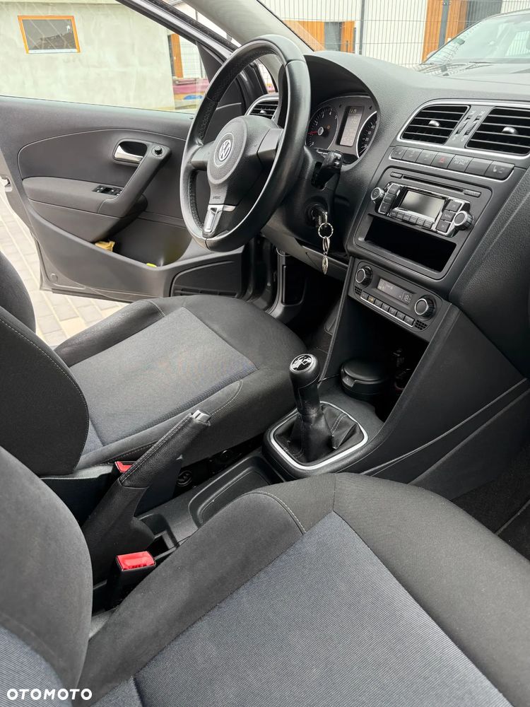 Volkswagen Polo - 25
