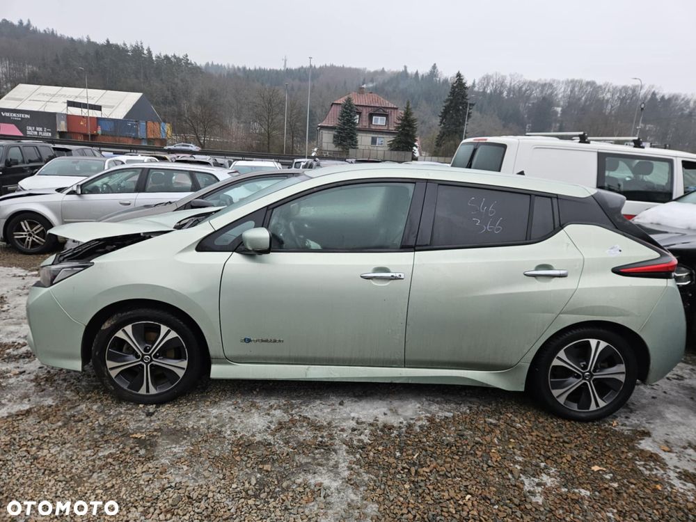 Nissan Leaf 40 kWh N-Connecta - 3
