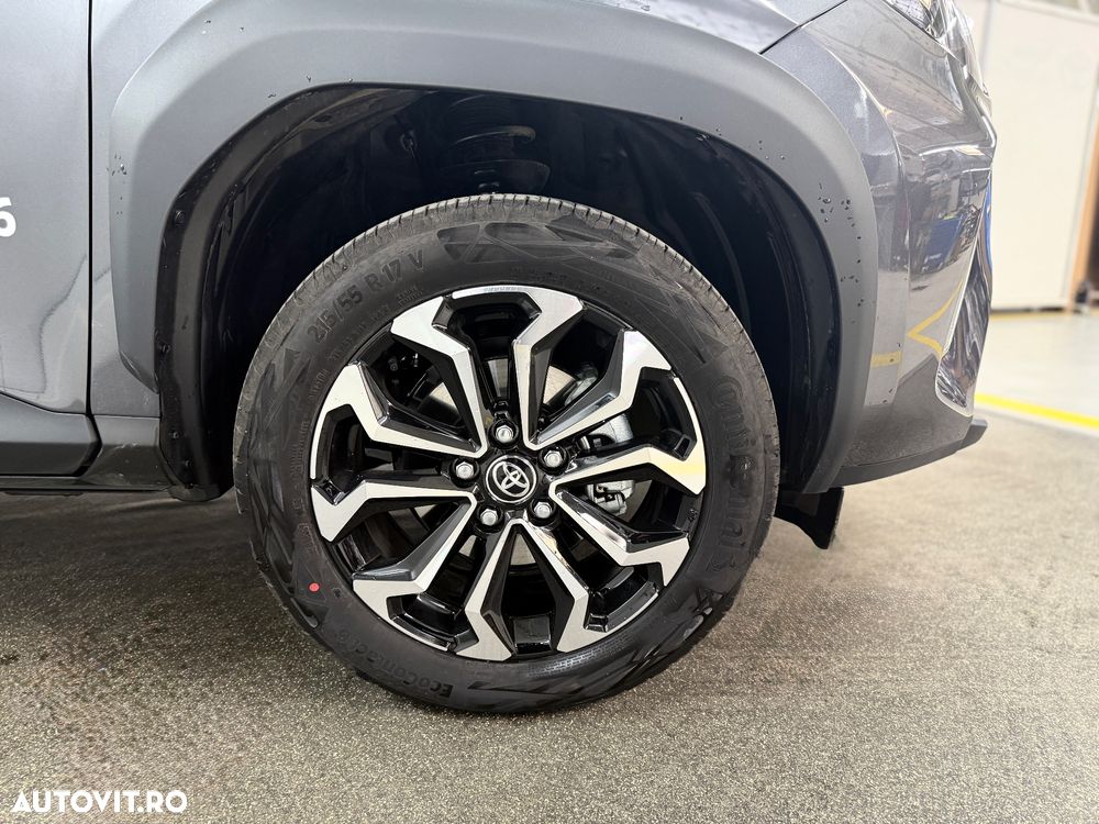 Toyota Yaris Cross 1.5 VVT-i HSD 116 4x2 HEV Dynamic - 8