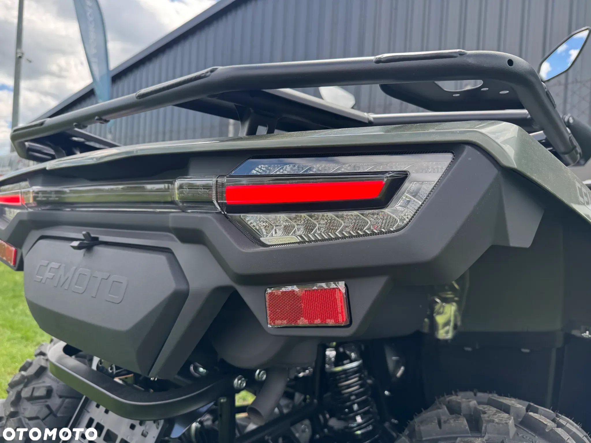 CFMoto CForce - 12