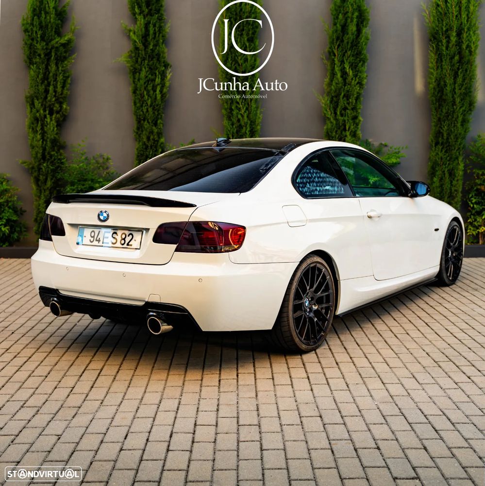 BMW 320 d Coupe Auto - 2