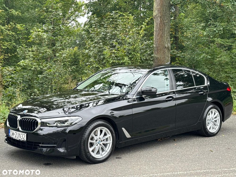 BMW Seria 5 520d xDrive MHEV - 1