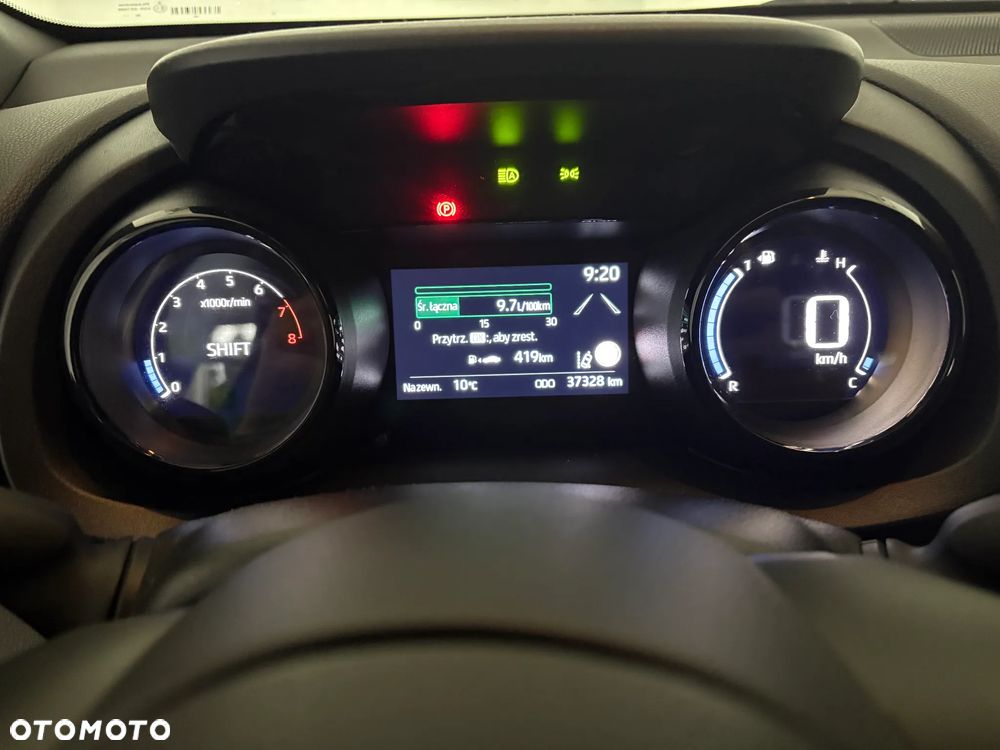 Toyota Yaris 1.5 Selection Elegant - 25