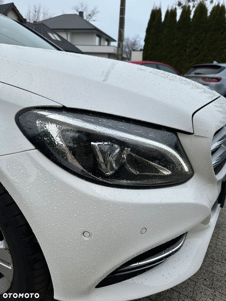Mercedes-Benz Klasa C 180 7G-TRONIC - 16
