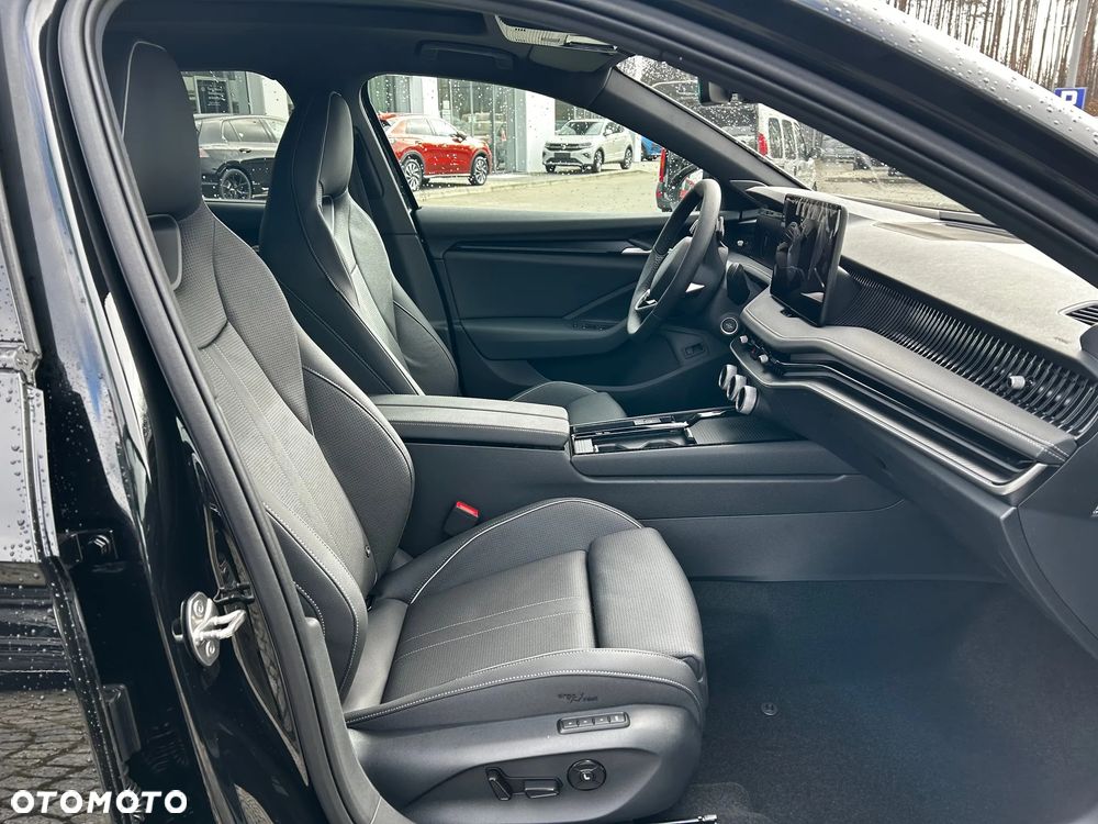 Skoda Superb 2.0 TSI Sportline DSG - 9