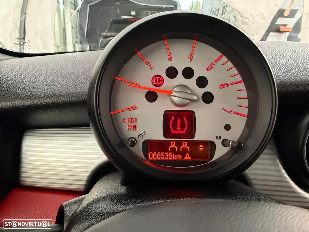 MINI 3 Portas Cooper D - 20