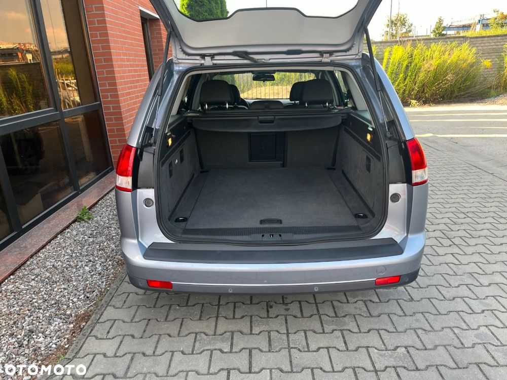 Opel Vectra 1.9 CDTI Business Sport - 24