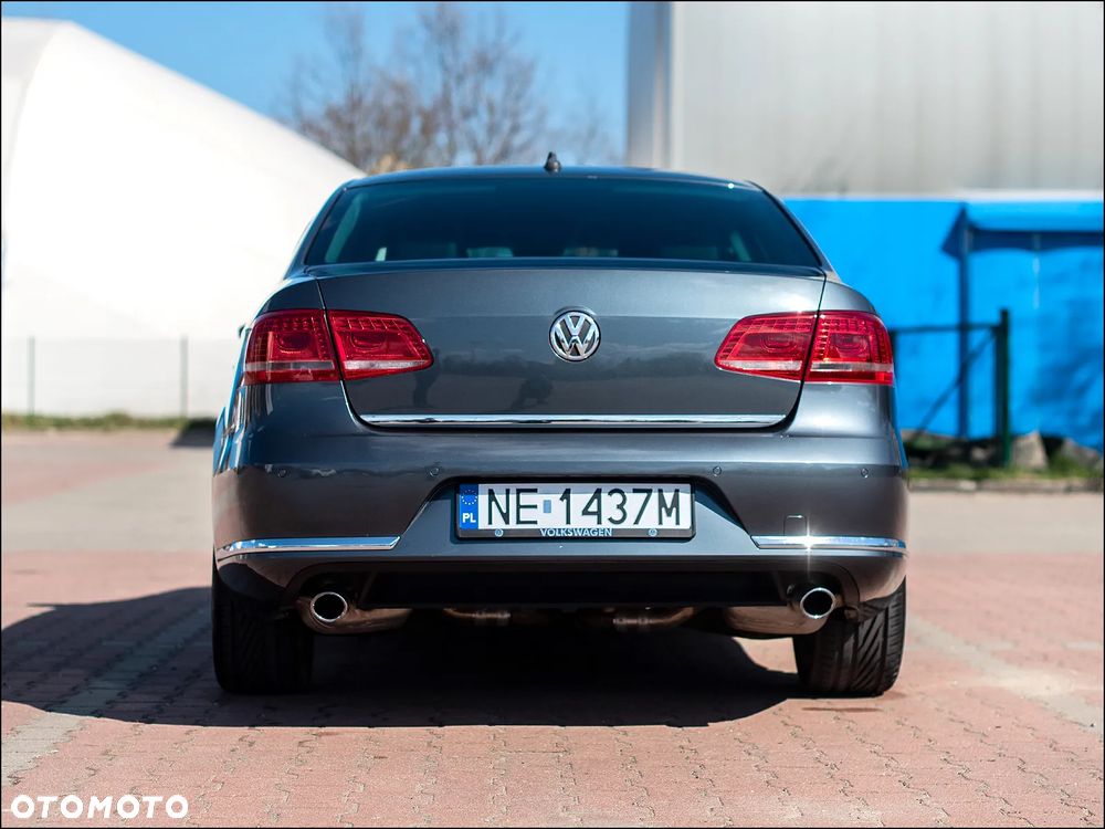 Volkswagen Passat - 7