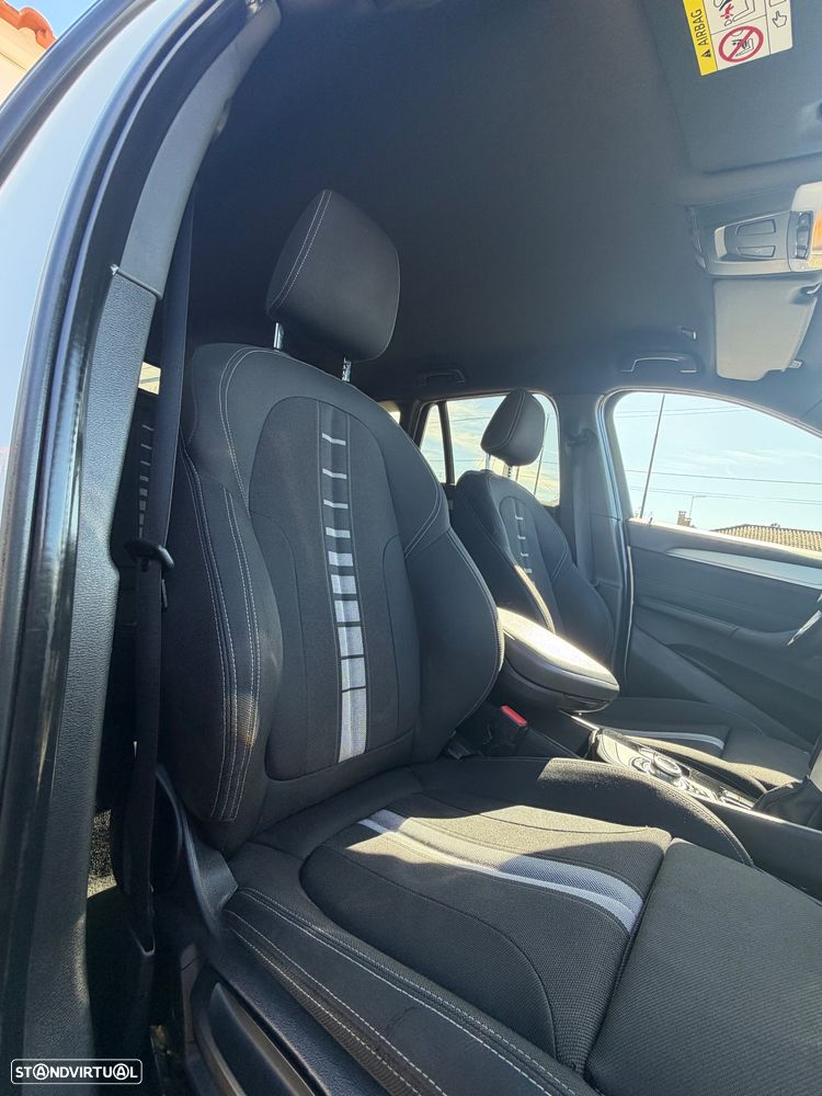 BMW X1 18 d sDrive Auto Line Sport - 12