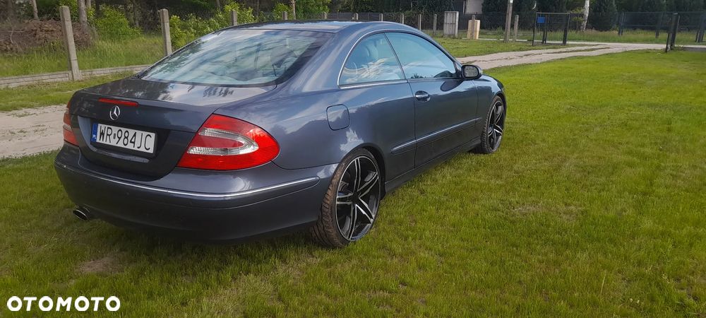 Mercedes-Benz CLK 320 - 9