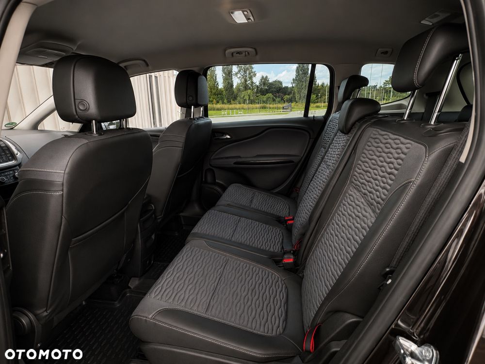 Opel Zafira 1.4 T Cosmo - 22