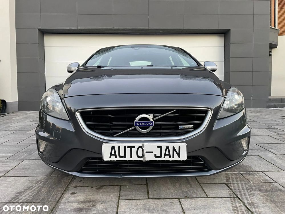Volvo V40 D2 R Design - 2
