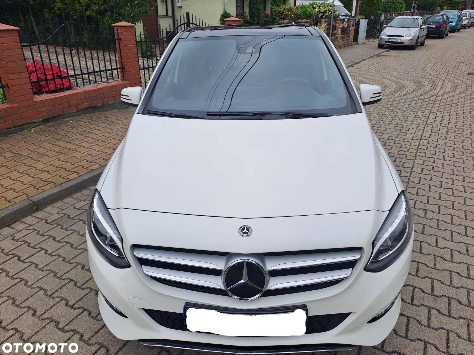 Mercedes-Benz Klasa B 180 7G-DCT - 3