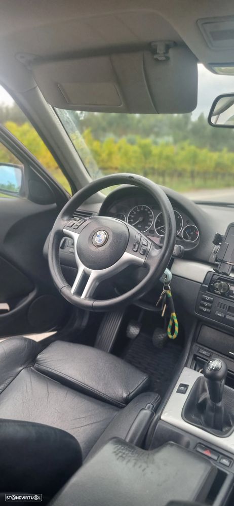 BMW 320 d Touring - 9