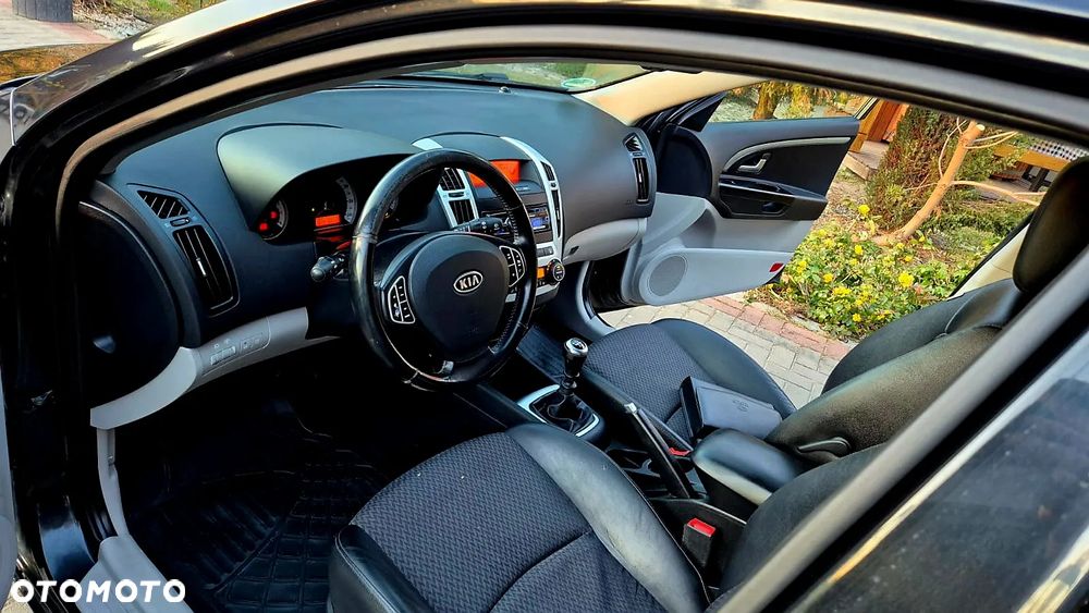 Kia Ceed 2.0 CVVT Spirit - 7