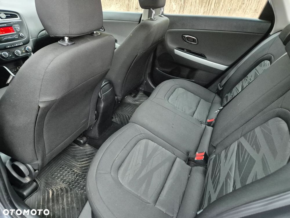 Kia Ceed 1.6 GDI Fifa World Cup Edition - 12