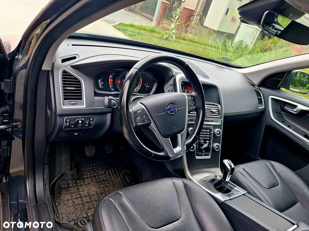Volvo XC 60 D4 Drive-E R-Design Momentum - 9