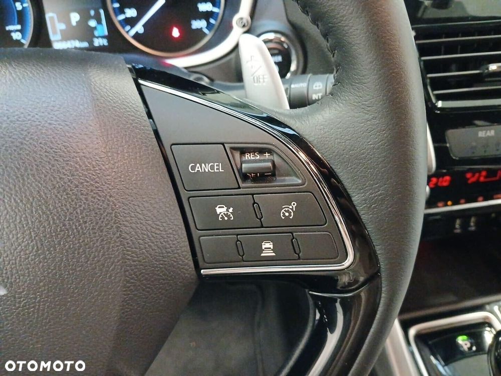 Mitsubishi Eclipse Cross - 29