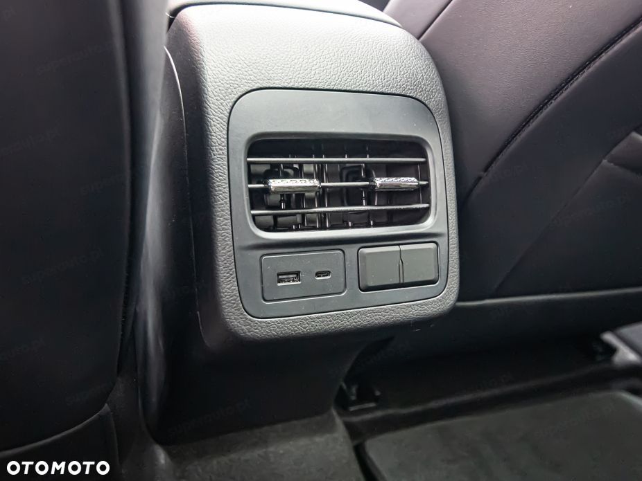 Omoda 5 1.5 T-GDI Hybrid Premium DHT - 26