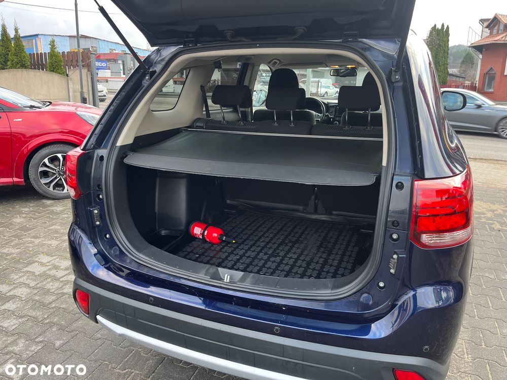 Mitsubishi Outlander - 15