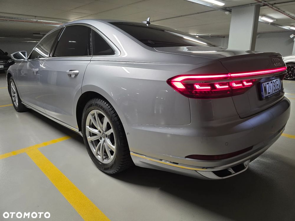 Audi A8 - 17