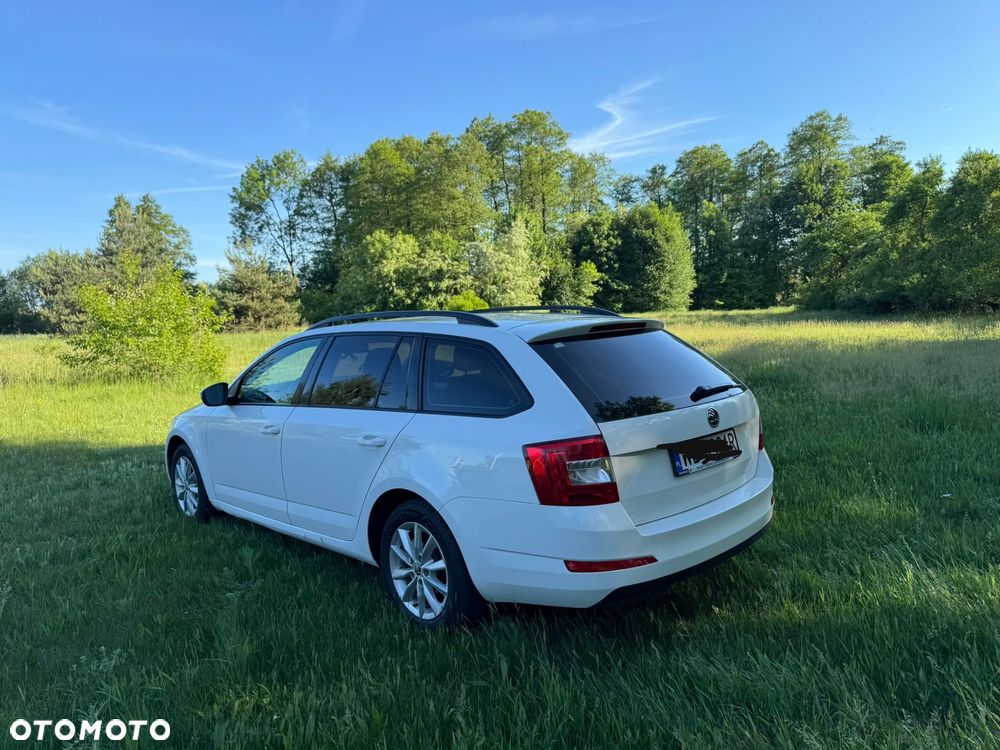 Skoda Octavia 1.6 TDI Ambition - 23