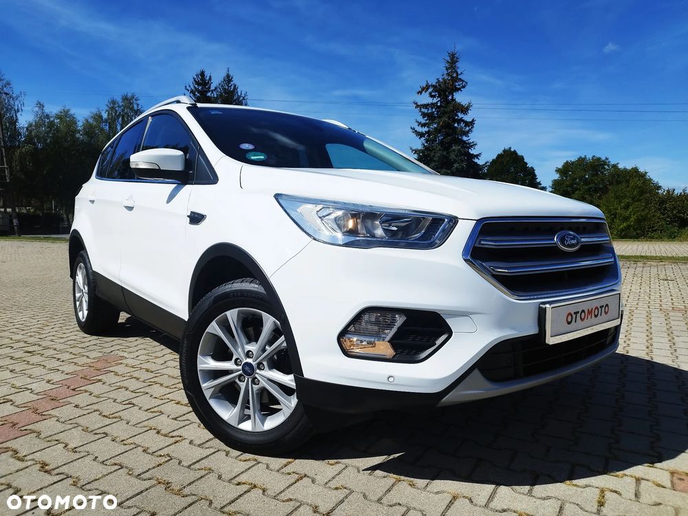 Ford Kuga 1.5 EcoBoost 2x4 Titanium