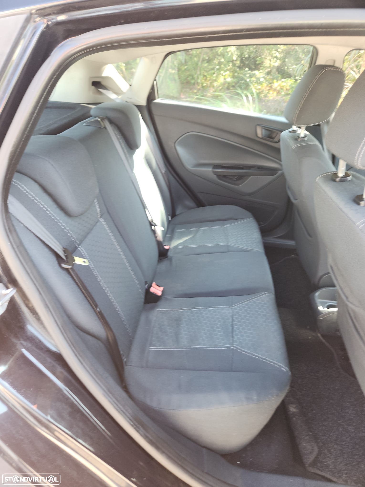 Ford Fiesta 1.4 TDCi Titanium - 11