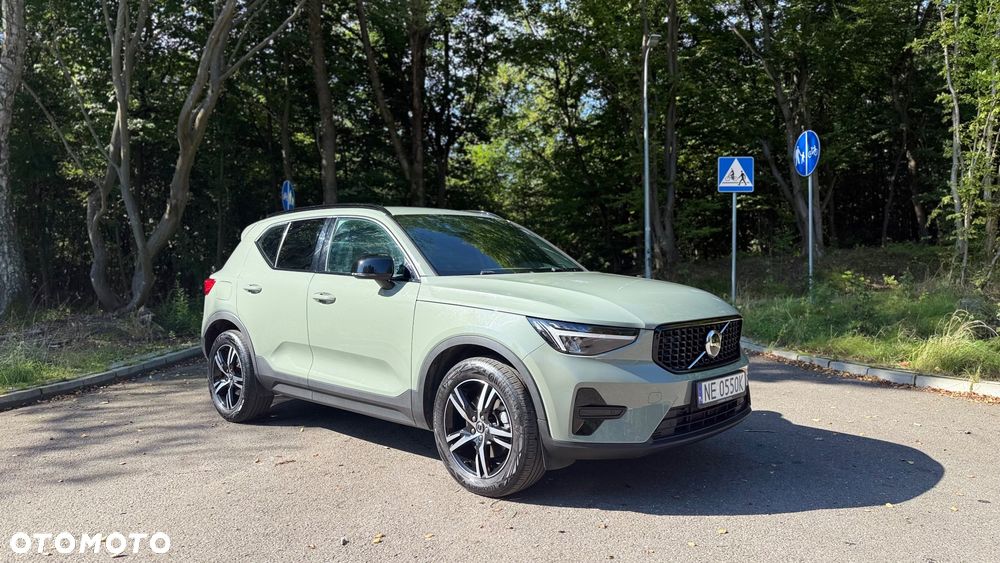 Volvo XC 40 B3 Plus Dark - 1