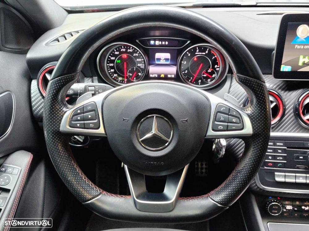 Mercedes-Benz A 45 AMG 4-Matic - 10