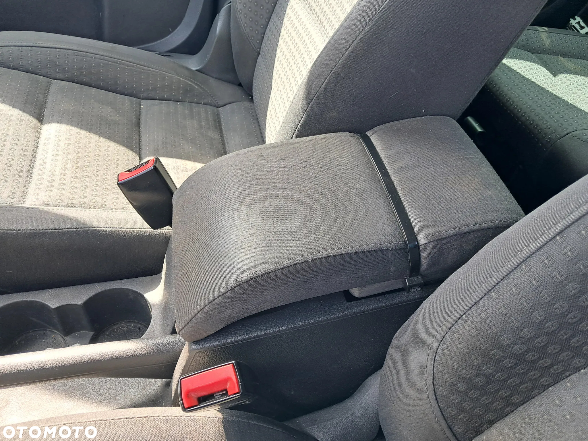 DAWCA CZĘŚCI VW TOURAN I 1T1 2004 1.9 TDI 105 KM BKC KL. LB5N - 12