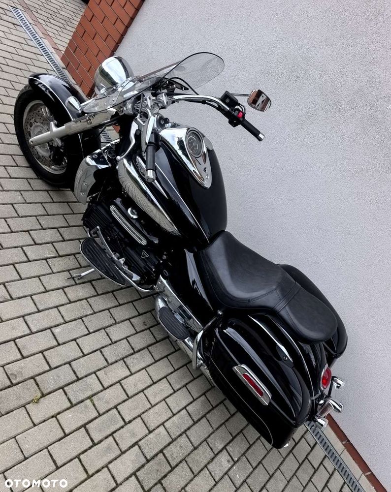 Triumph Rocket - 5