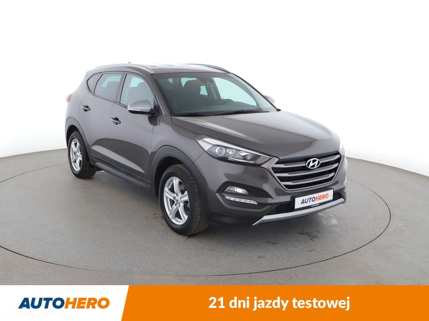 Hyundai Tucson - 8
