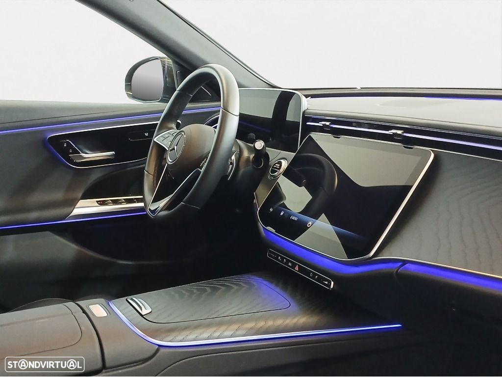 Mercedes-Benz E 300 de - 12